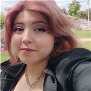 Profesora especializada en apoyo en lenguaje y literatura desde 5to básico a 4to medio